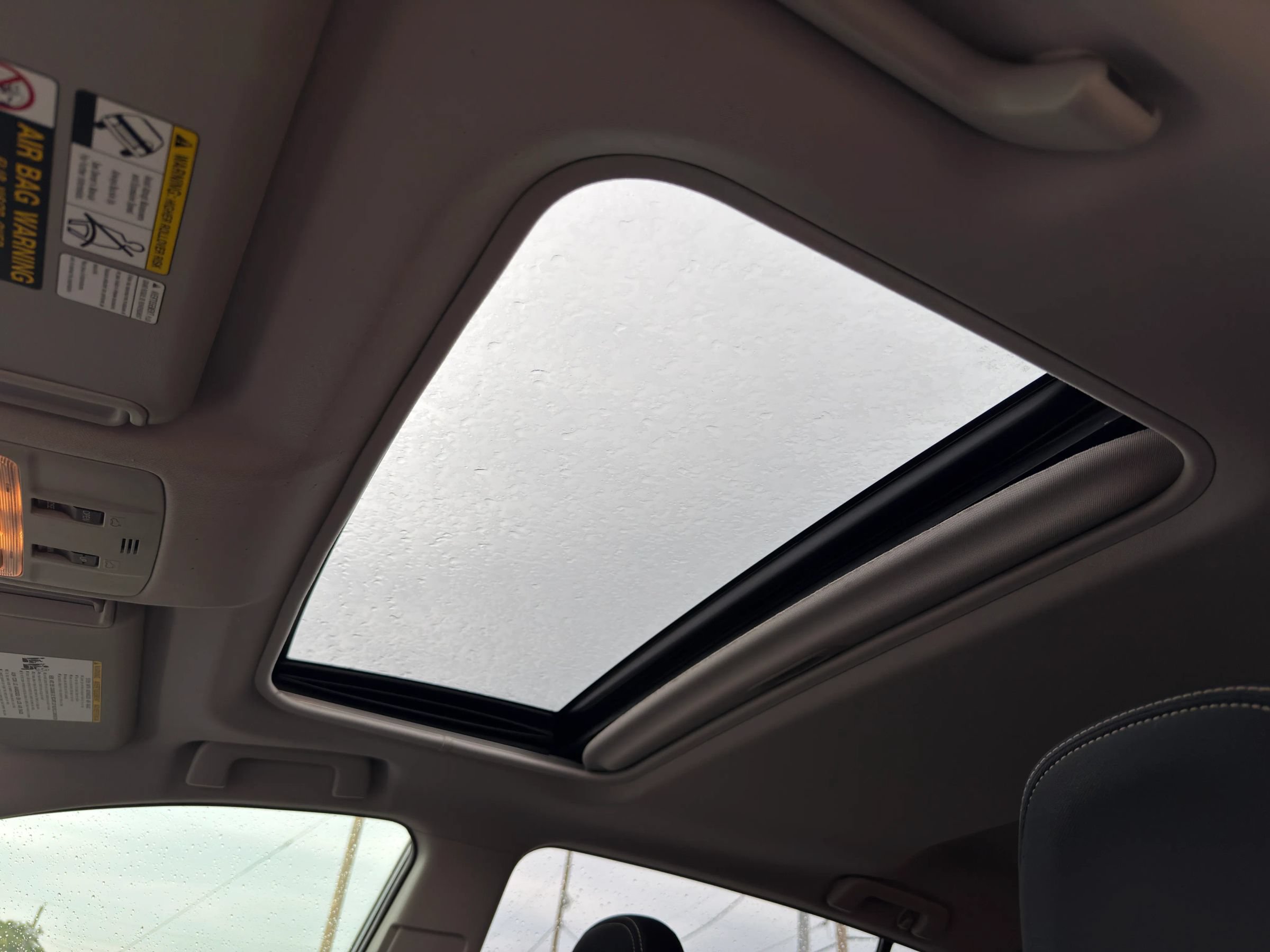 Used 2016 Toyota RAV4 LE FWD image 23