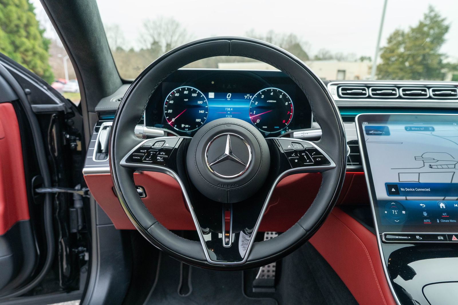 Used 2025 Mercedes-Benz S 580 4MATIC Sedan image 22