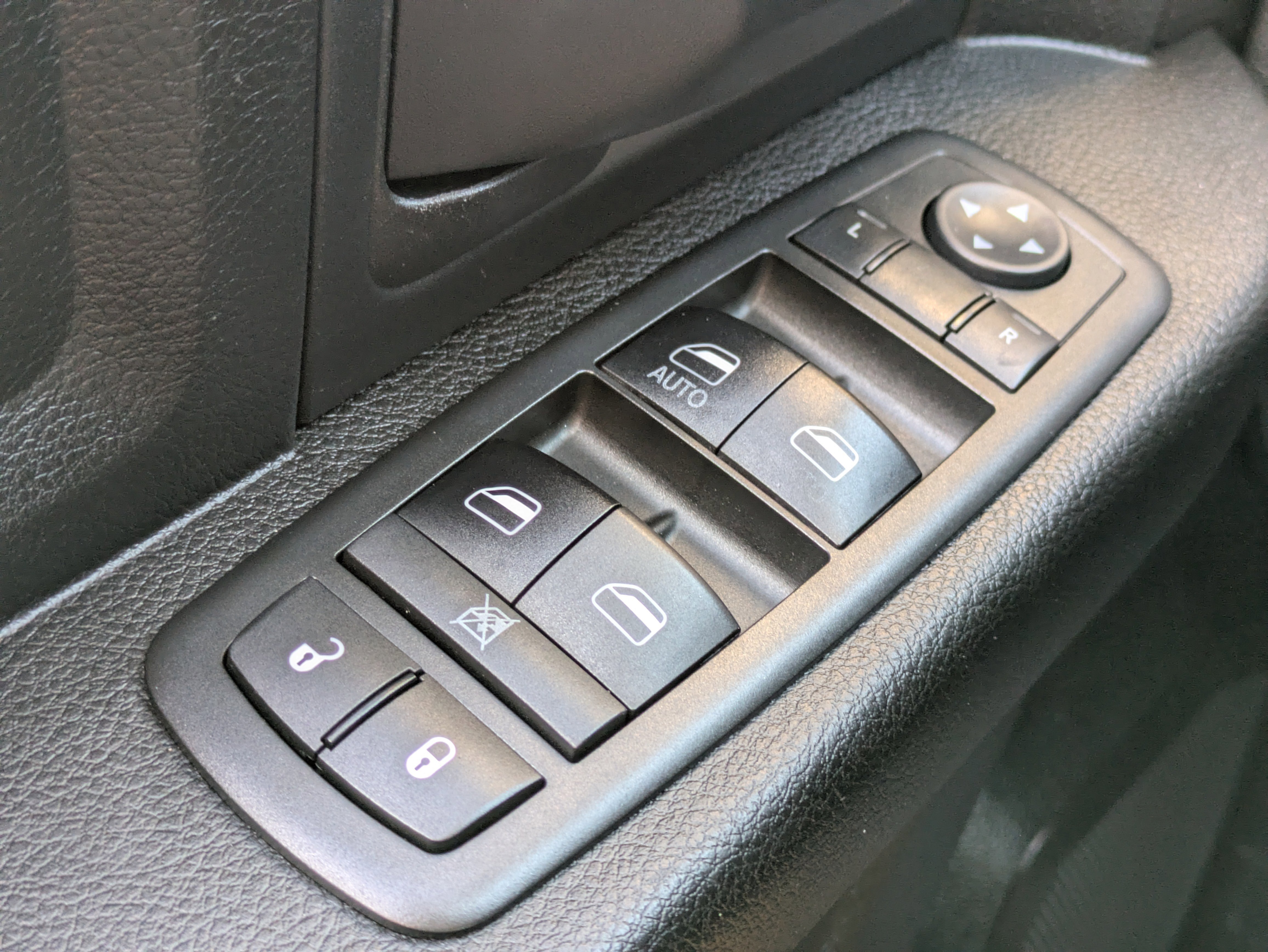 Used 2019 RAM 1500 Express w/ Express Value Package image 21