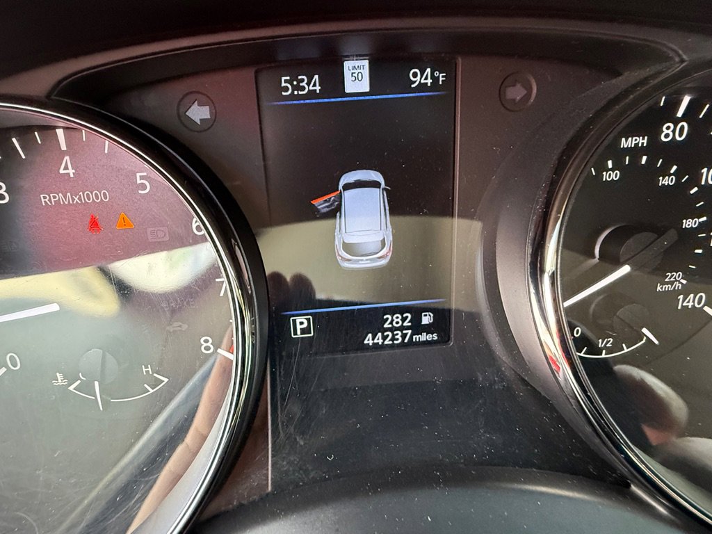 Used 2021 Nissan Rogue Sport SL w/ Premium Package image 18