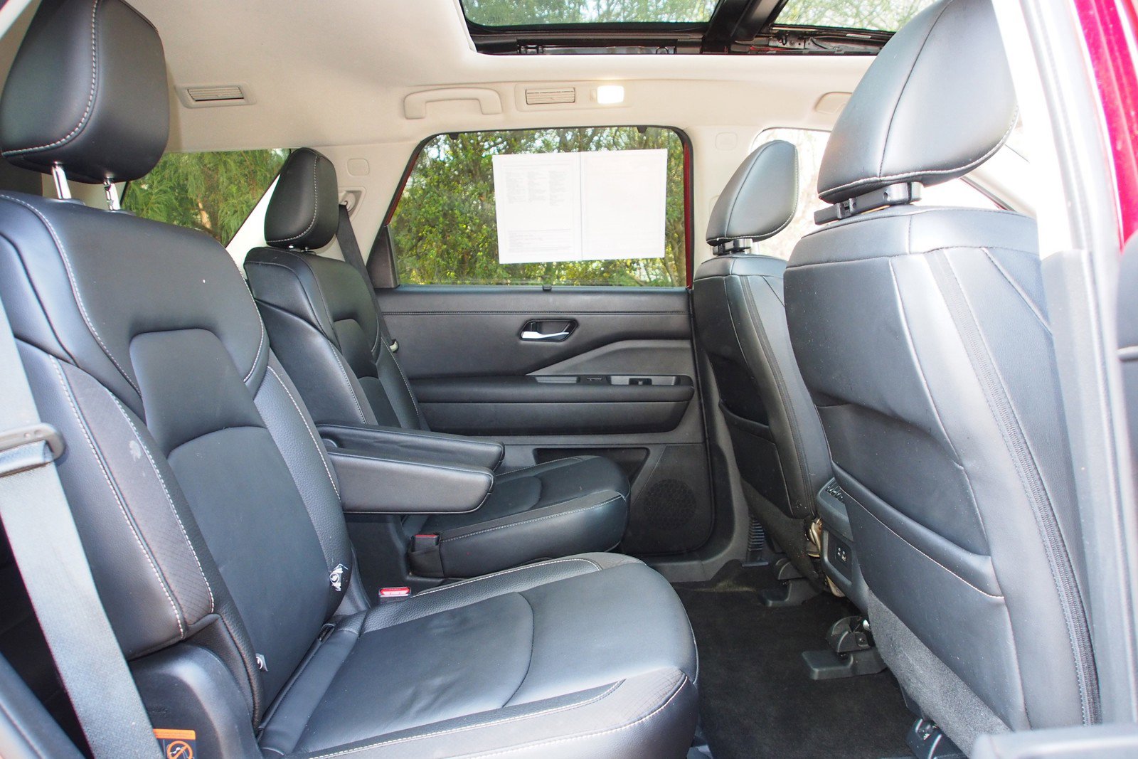 Used 2024 Nissan Pathfinder SL w/ SL Premium Package image 13