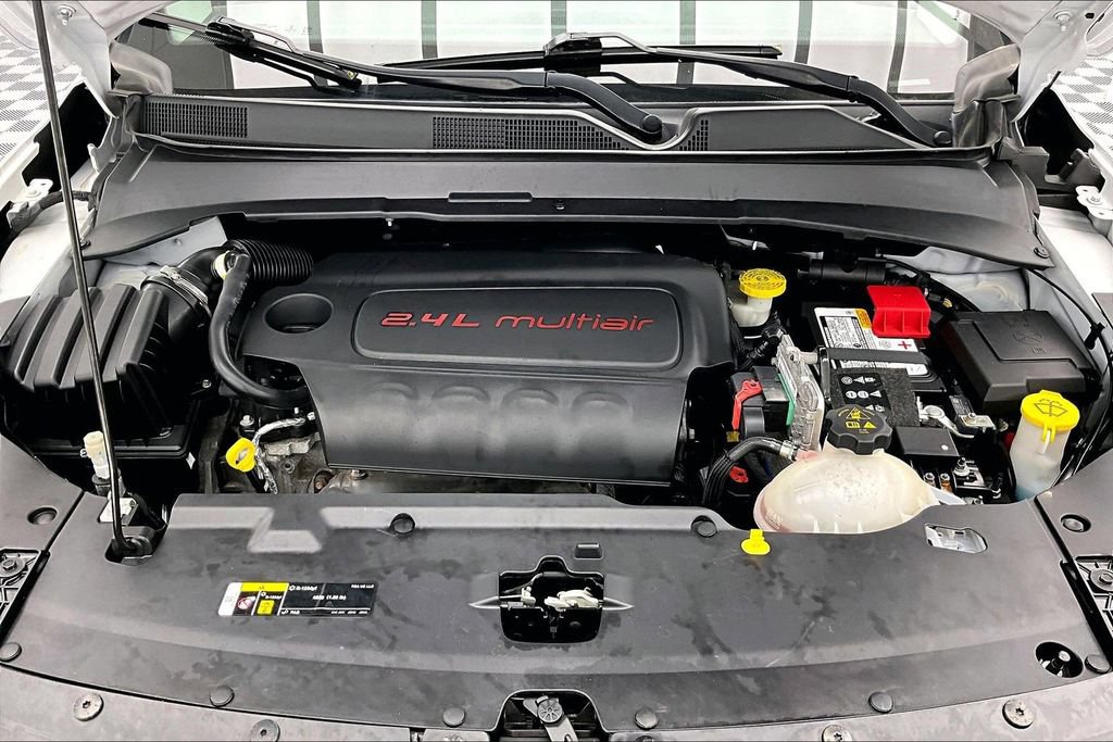 Used 2022 Jeep Compass Limited AWD/4WD image 10