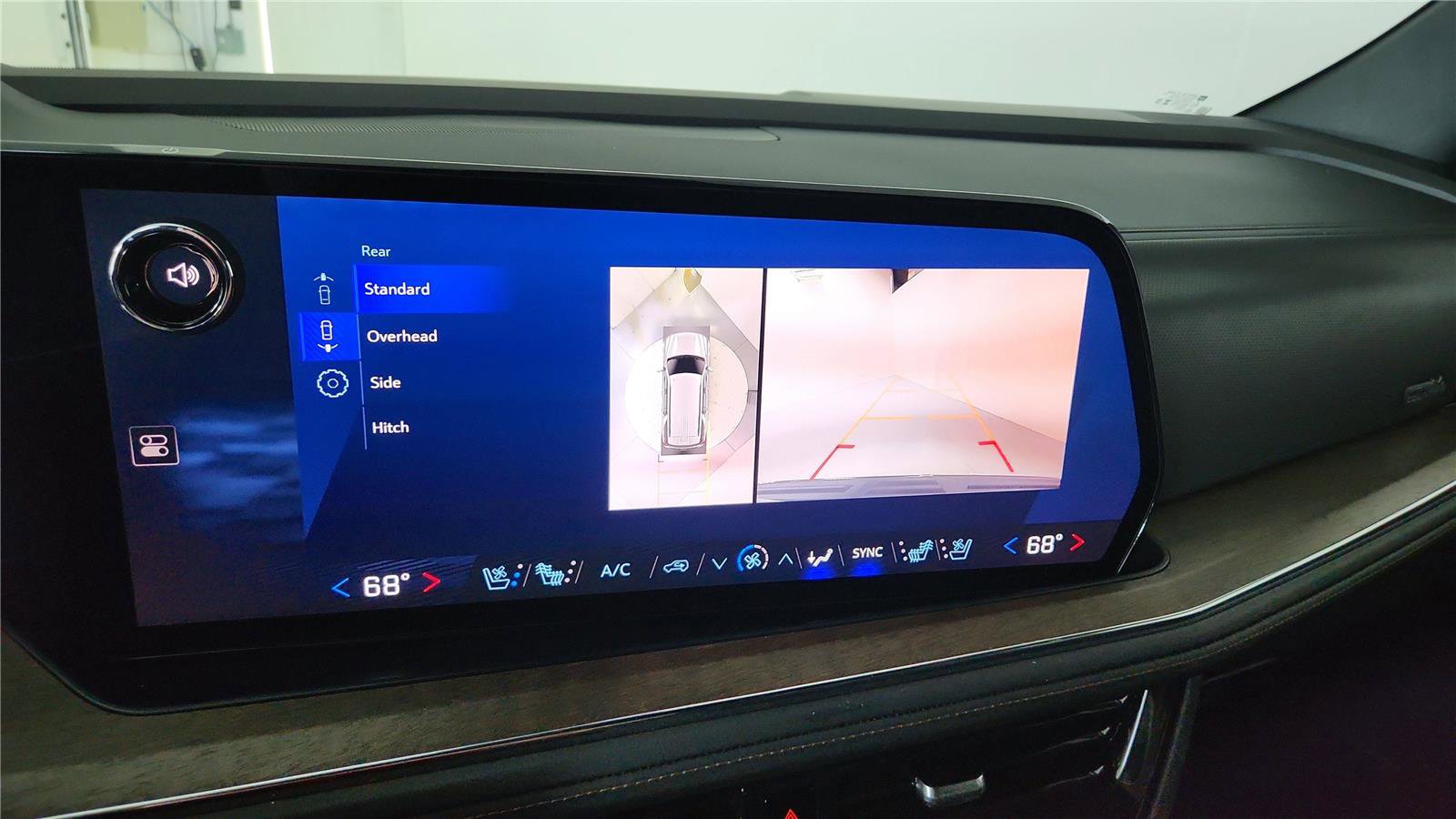 Used 2025 Chevrolet Tahoe High Country image 31