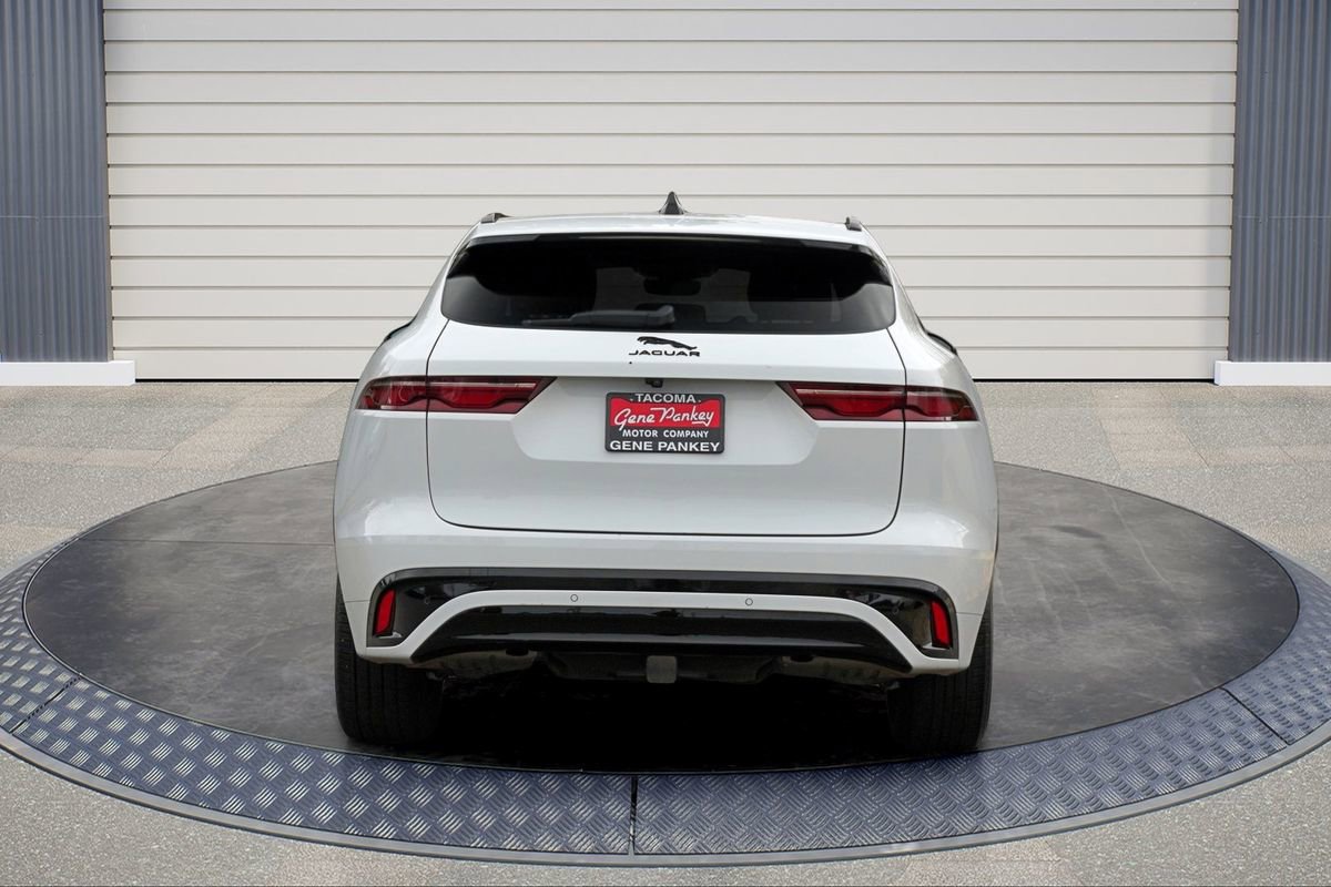 Used 2024 Jaguar F-PACE R-Dynamic S image 6