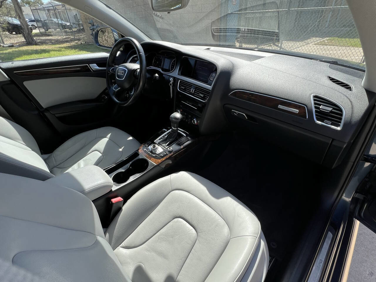 Used 2015 Audi A4 Premium w/ Audi MMI Navigation image 21