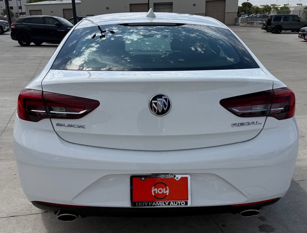 Used 2018 Buick Regal Preferred FWD image 7