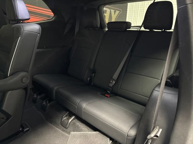 Used 2025 Buick Enclave Preferred AWD/4WD image 12