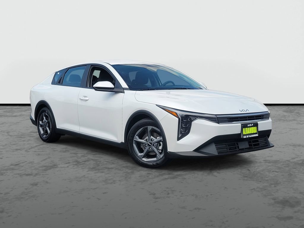 Certified 2025 Kia K4 LXS