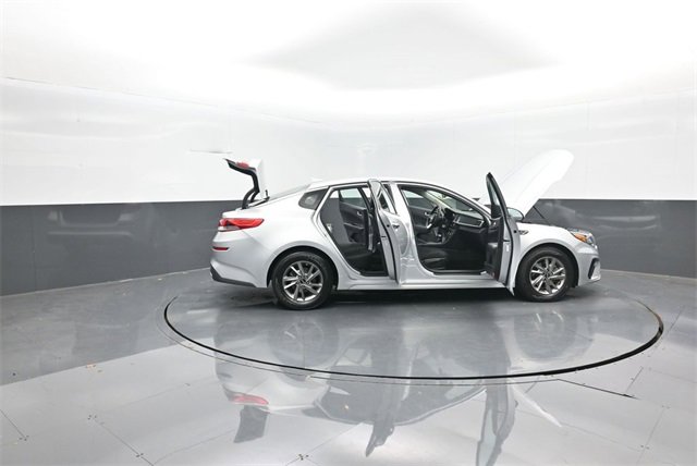 Used 2019 Kia Optima LX image 35
