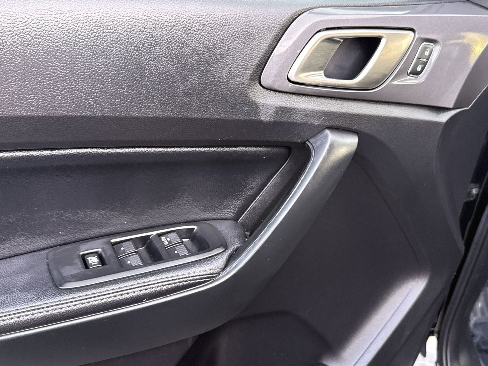 Used 2020 Ford Ranger Lariat image 14