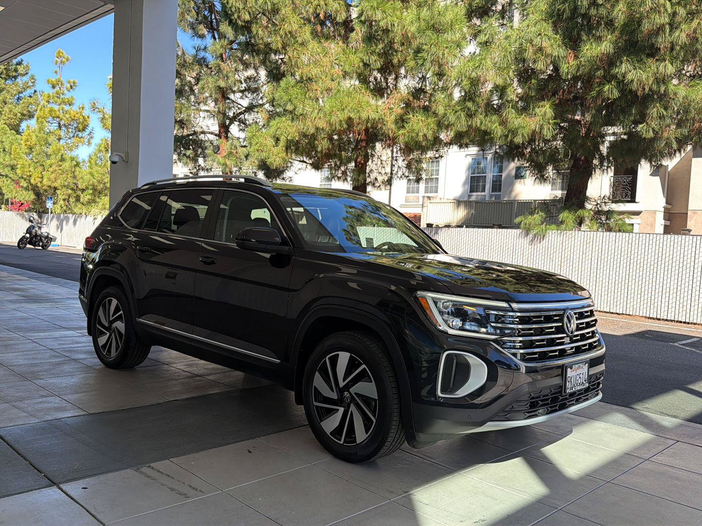 Certified 2024 Volkswagen Atlas SEL AWD/4WD image 7