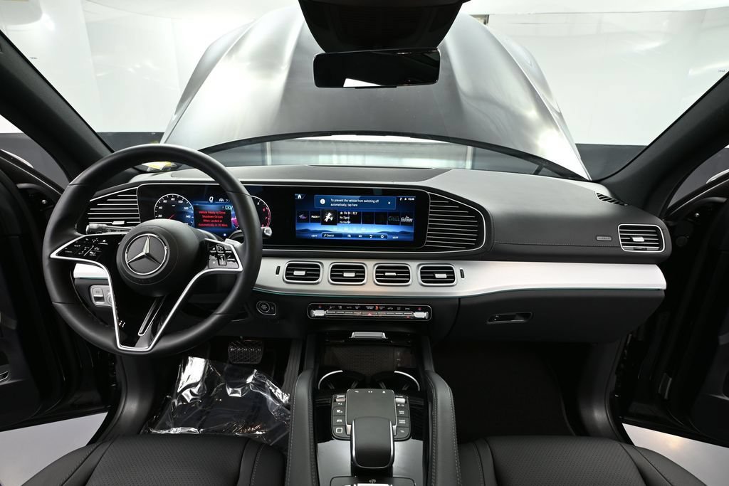 Used 2026 Mercedes-Benz GLS 450 4MATIC image 20
