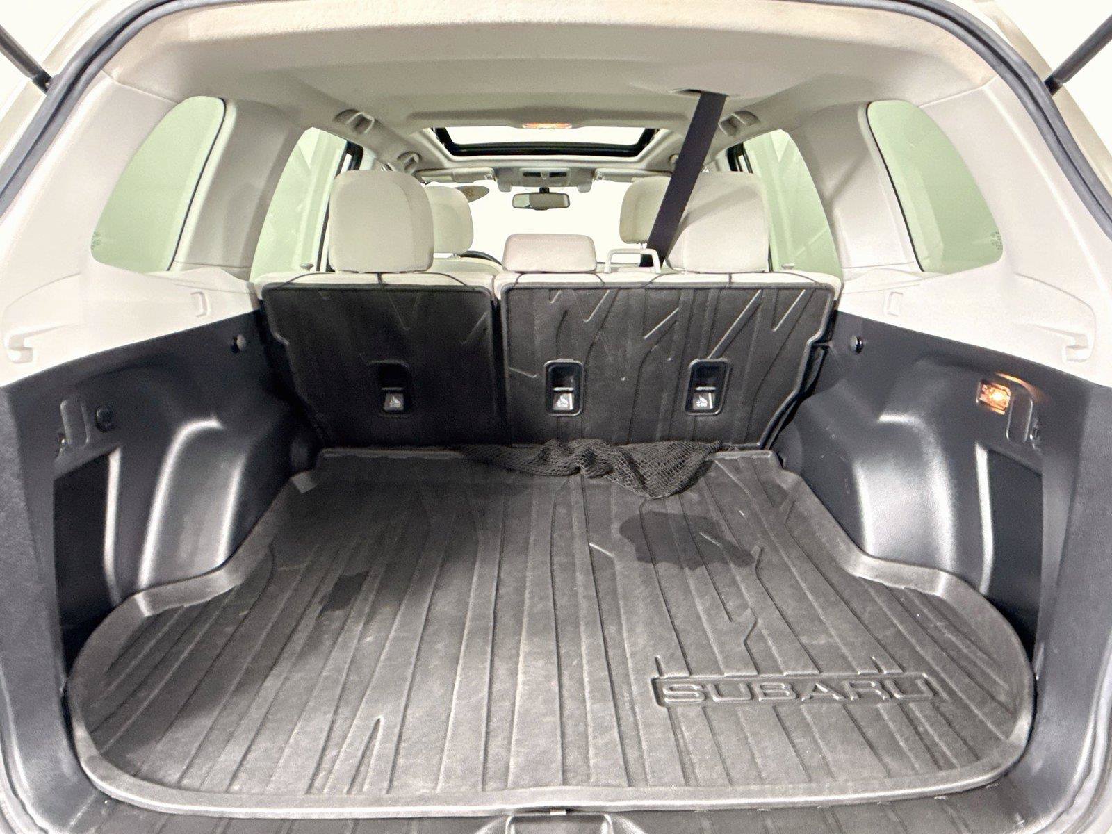 Used 2015 Subaru Forester 2.5i Premium AWD/4WD image 35