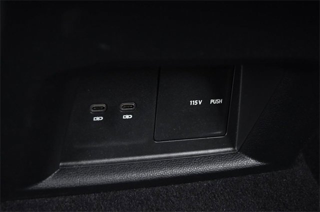 Certified 2021 Volkswagen Atlas SE w/ Towing Package image 23