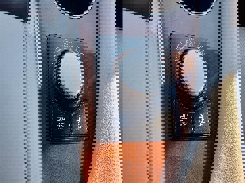 Used 2019 Lexus RX 450hL Premium w/ Premium Package image 21