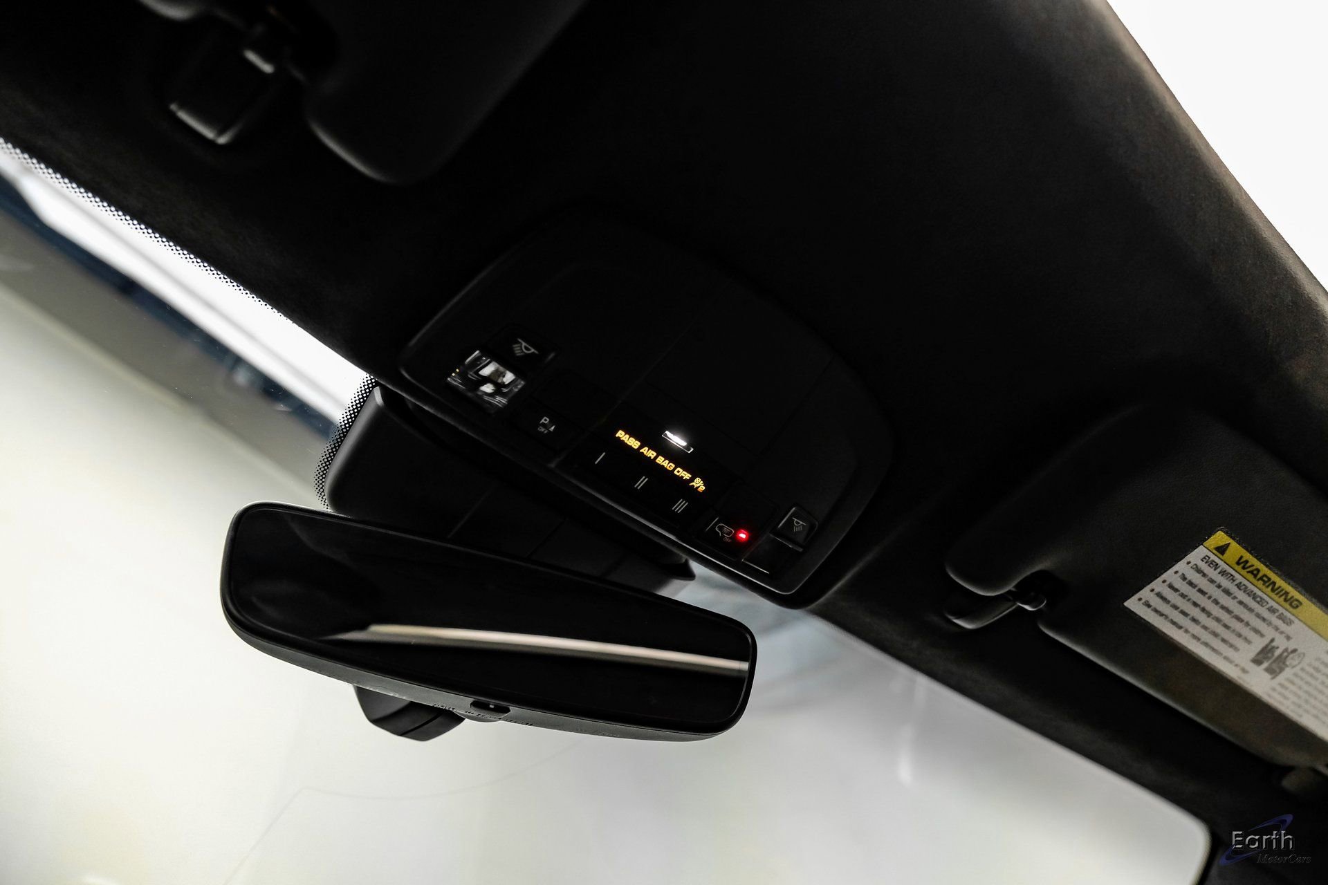 Used 2018 Porsche 911 Turbo S image 43