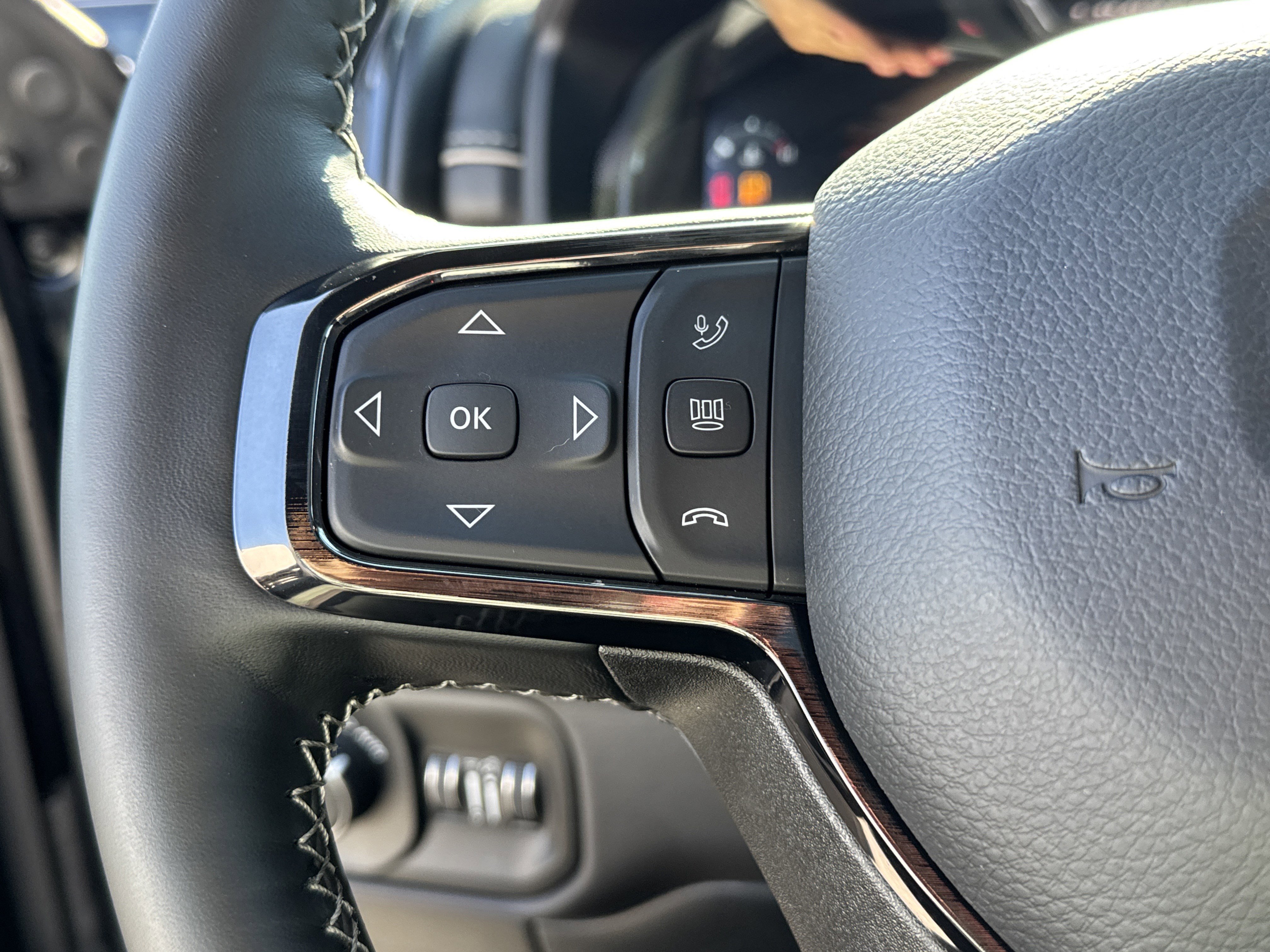 Used 2025 RAM 2500 Limited image 29