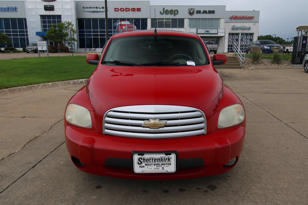 Used 2009 Chevrolet HHR LT FWD image 2
