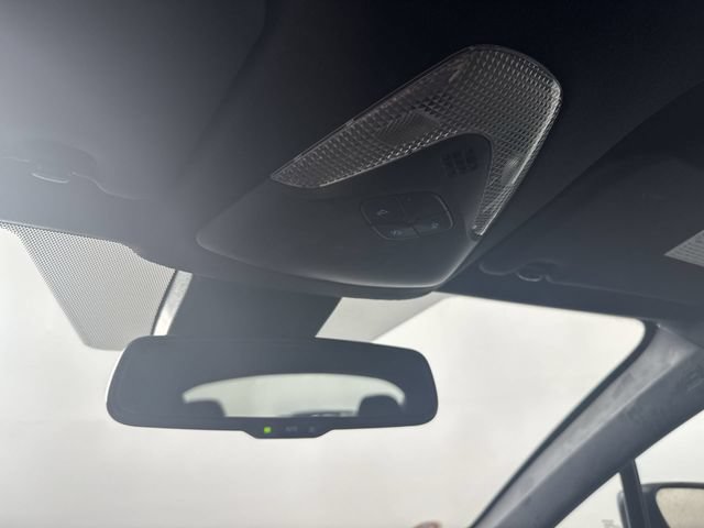 Used 2018 Toyota C-HR XLE FWD image 10