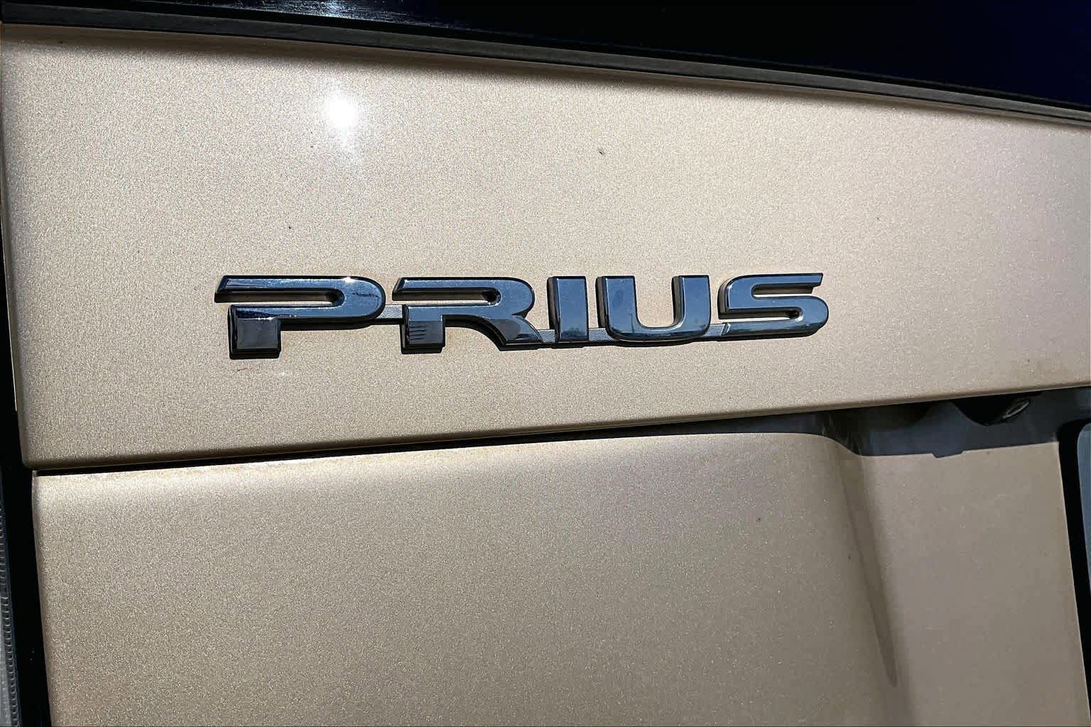 Used 2011 Toyota Prius Three w/ Navigation Pkg FWD image 30
