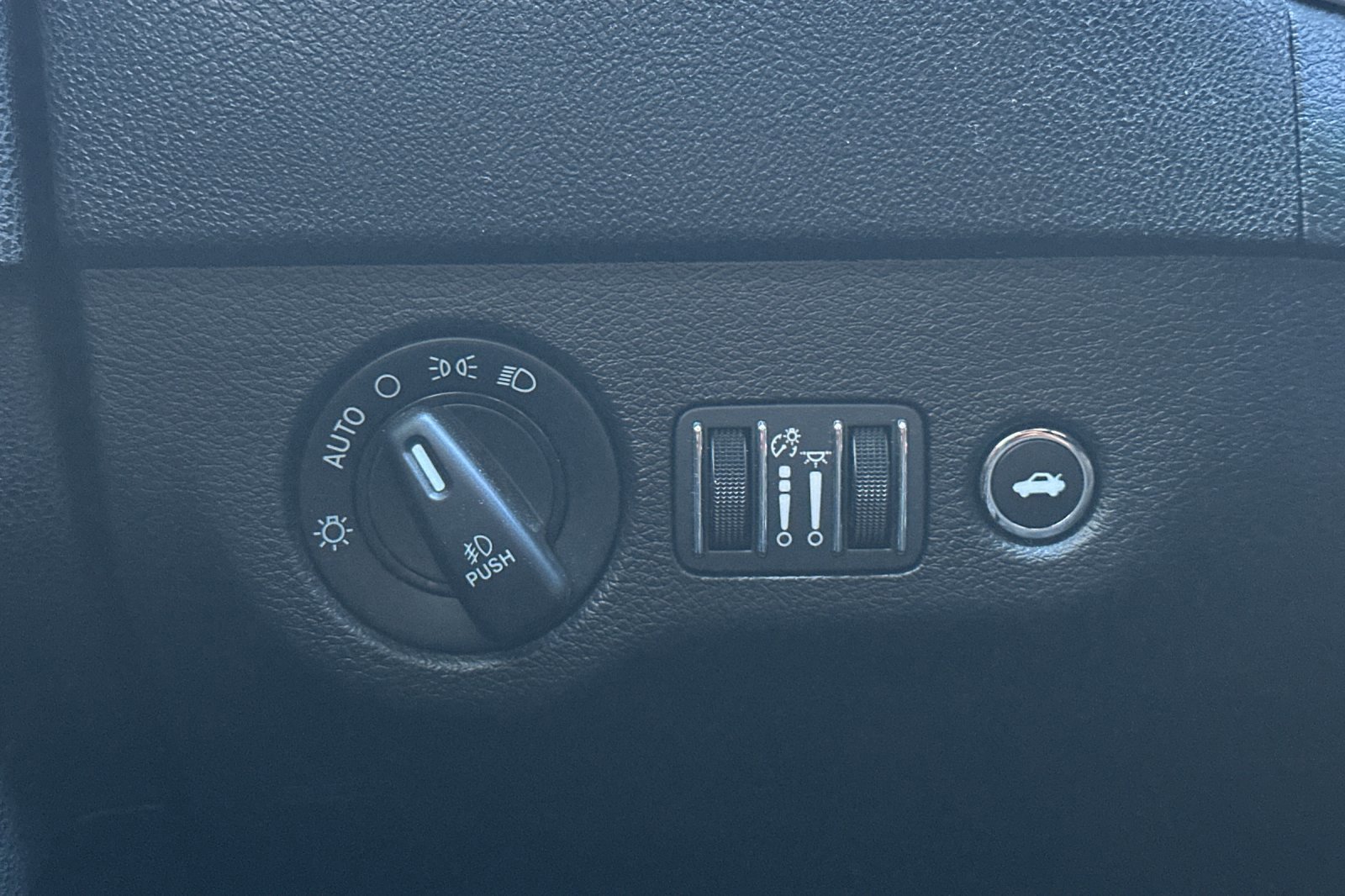 Used 2020 Dodge Charger GT w/ Driver Convenience Group image 41