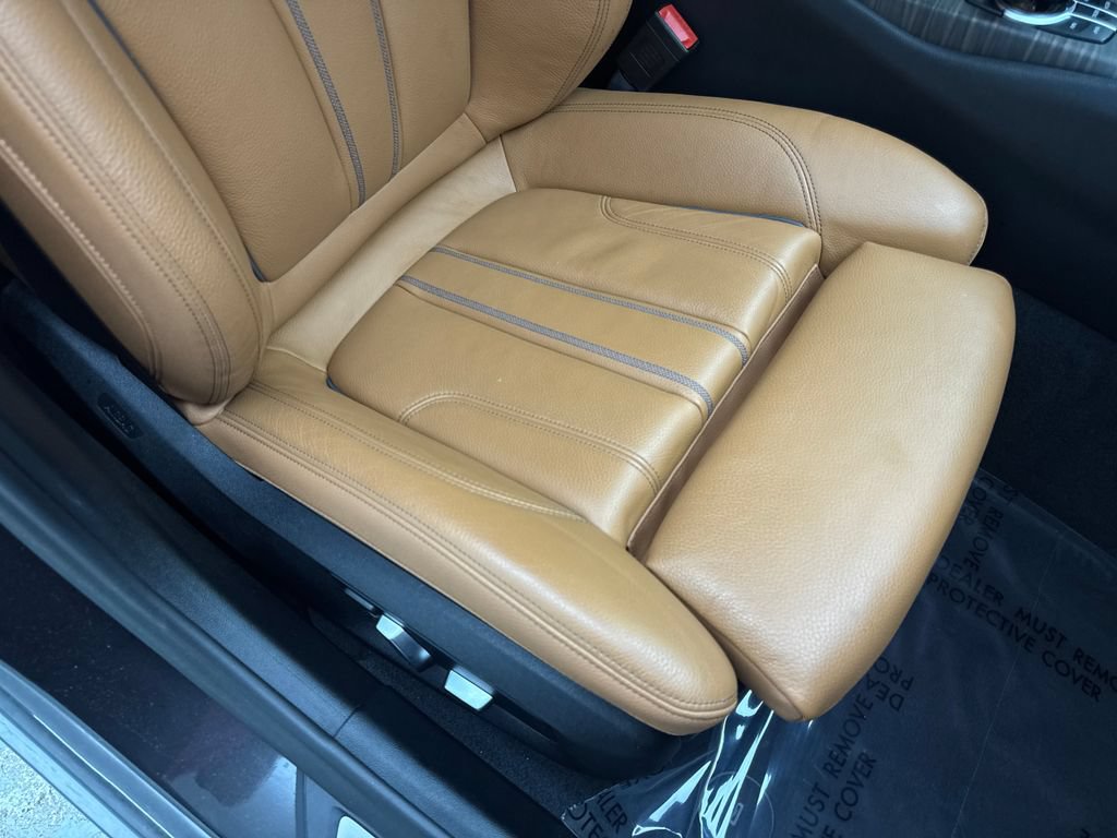 Used 2022 BMW 540i w/ Executive Package RWD image 46
