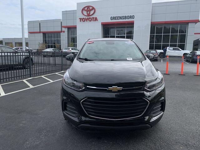 Used 2020 Chevrolet Trax LS w/ Tint and Cruise Package FWD image 3