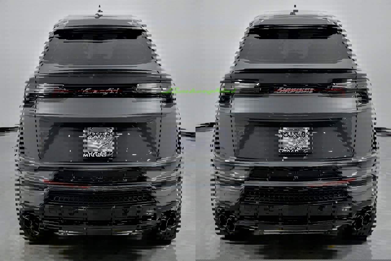 Used 2023 Lamborghini Urus S image 11