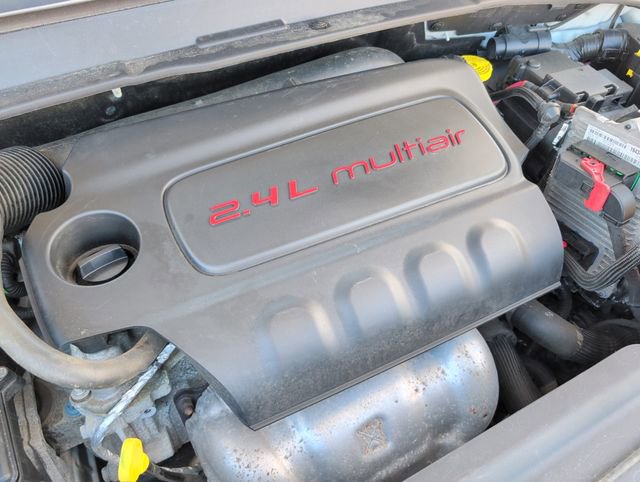 Used 2018 Jeep Compass Latitude w/ Popular Equipment Group AWD/4WD image 28