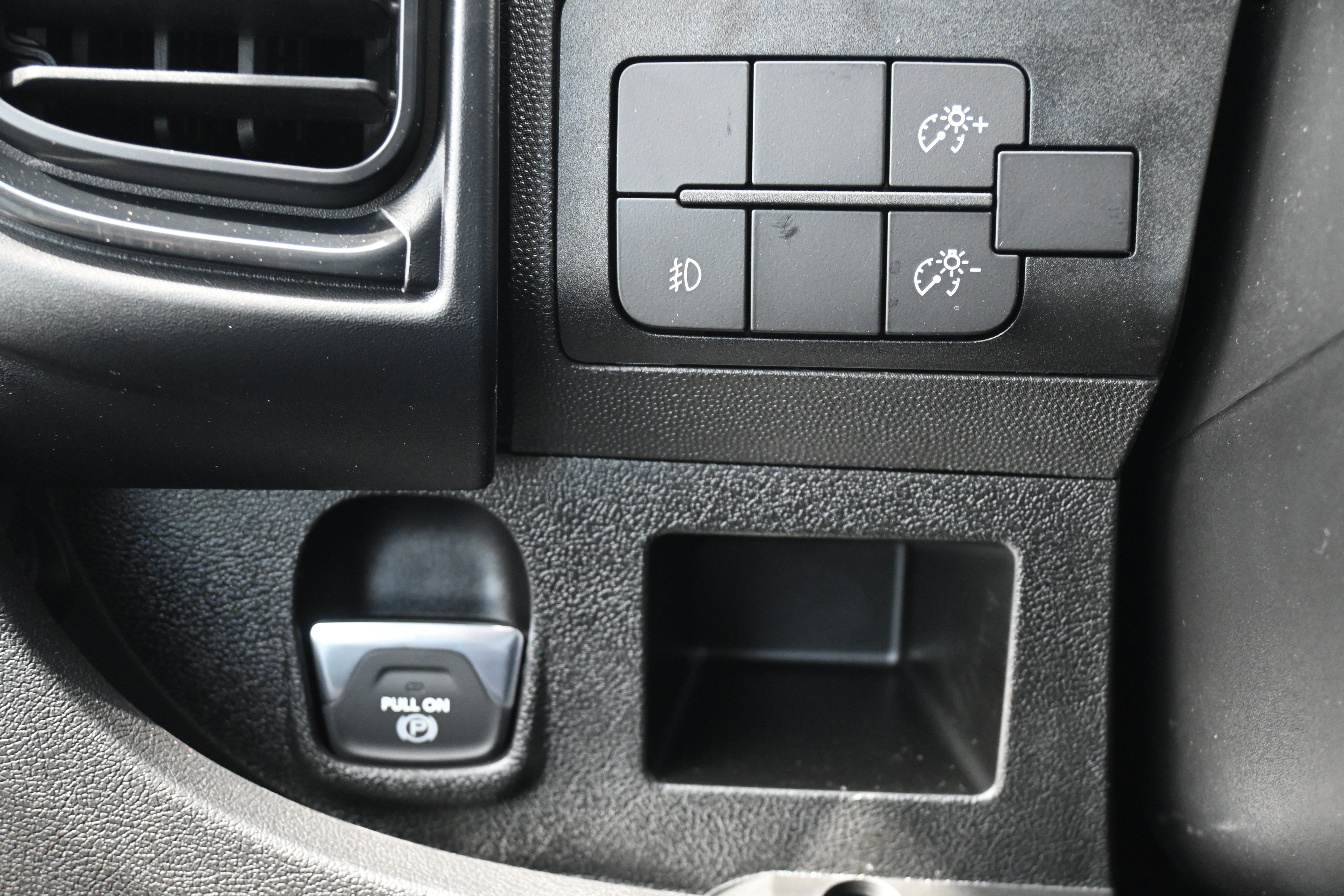 New 2026 RAM ProMaster 2500 w/ Convenience Group FWD image 25