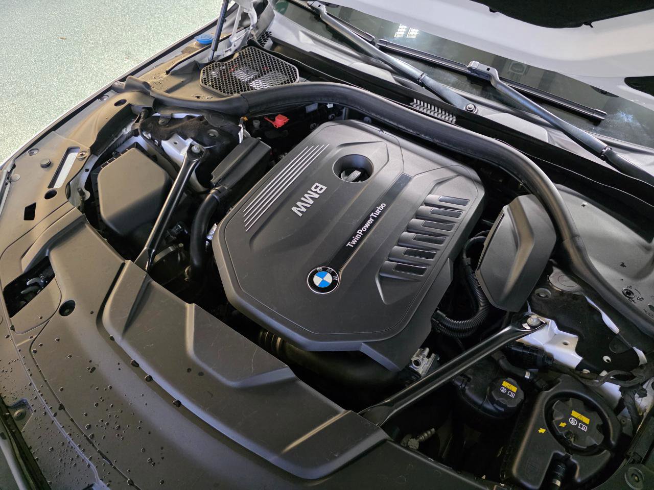 Used 2017 BMW 740i xDrive image 46