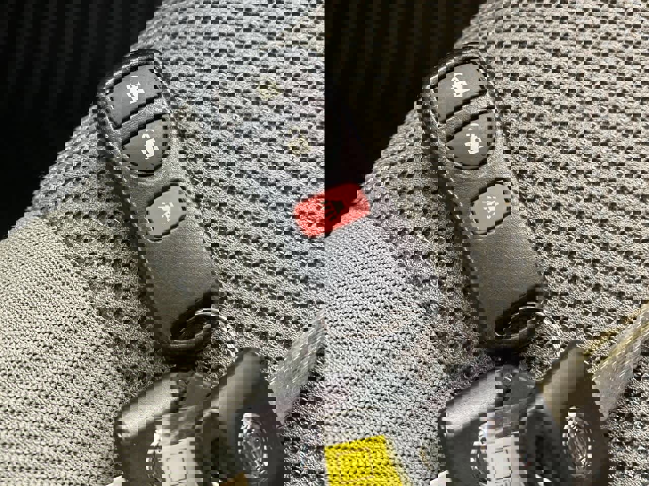 Used 2013 Nissan Frontier SV w/ SV Value Truck Pkg image 32