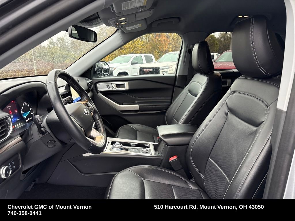 Used 2022 Ford Explorer Limited w/ Equipment Group 301A image 10