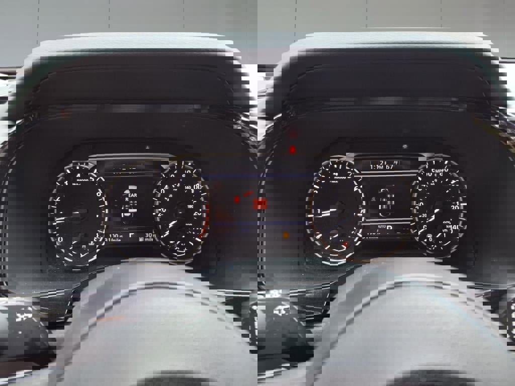 Used 2024 Nissan Pathfinder SV image 15