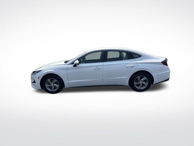 Used 2023 Hyundai Sonata SE w/ Preferred Accessory Package image 2