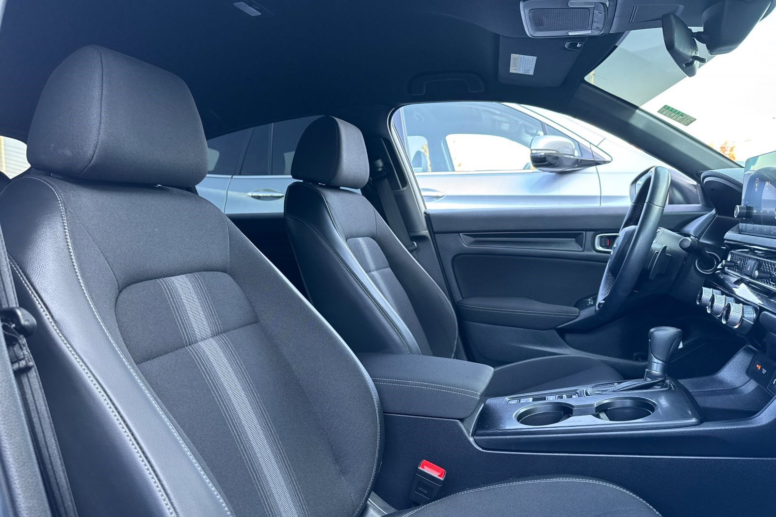 Used 2023 Honda Civic Sport image 31