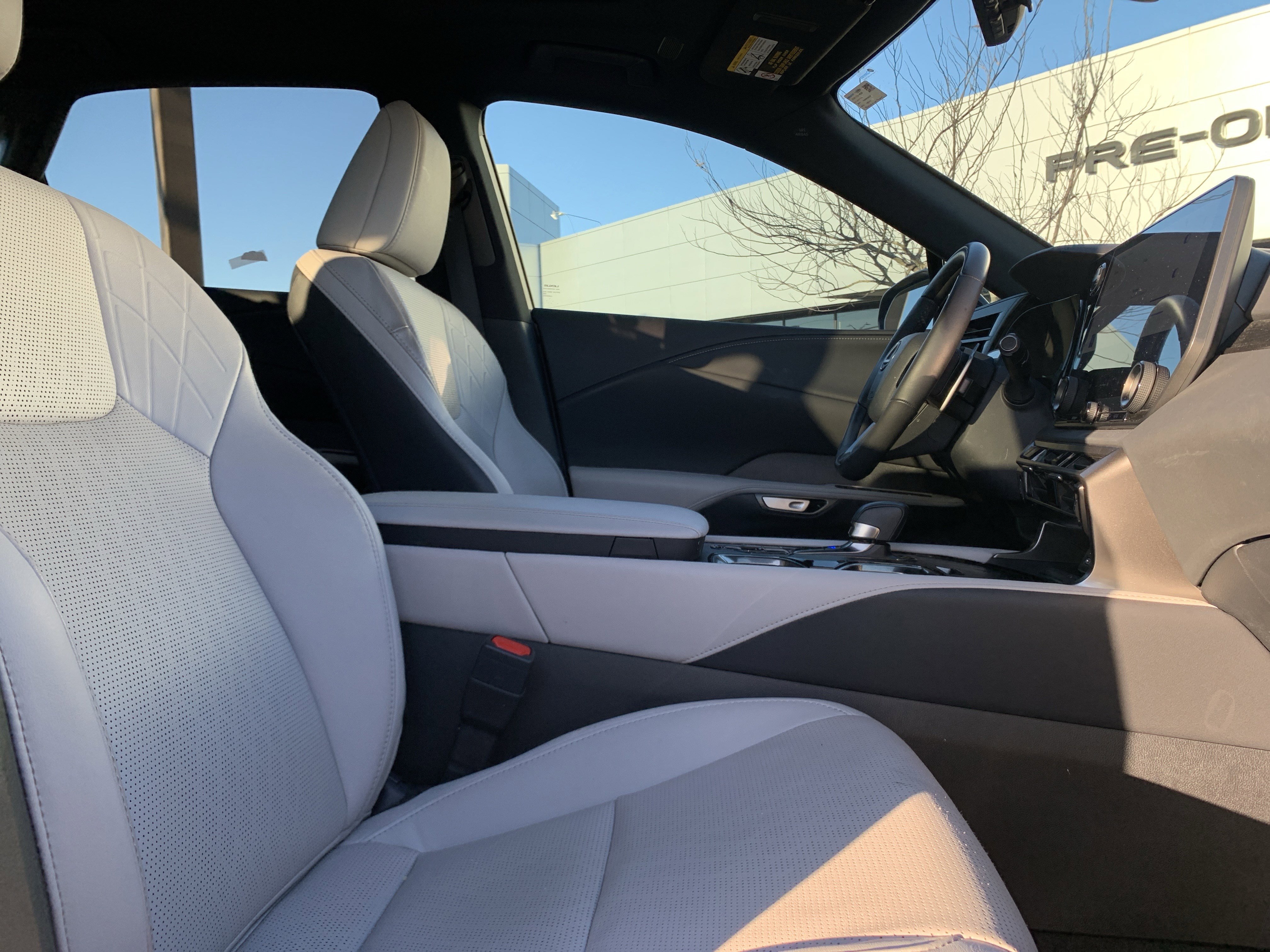 Certified 2024 Lexus RX 350 AWD image 35