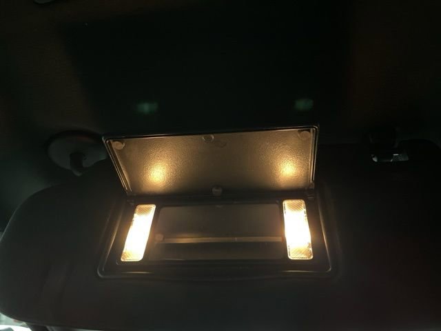 Used 2018 Jeep Grand Cherokee Altitude image 32