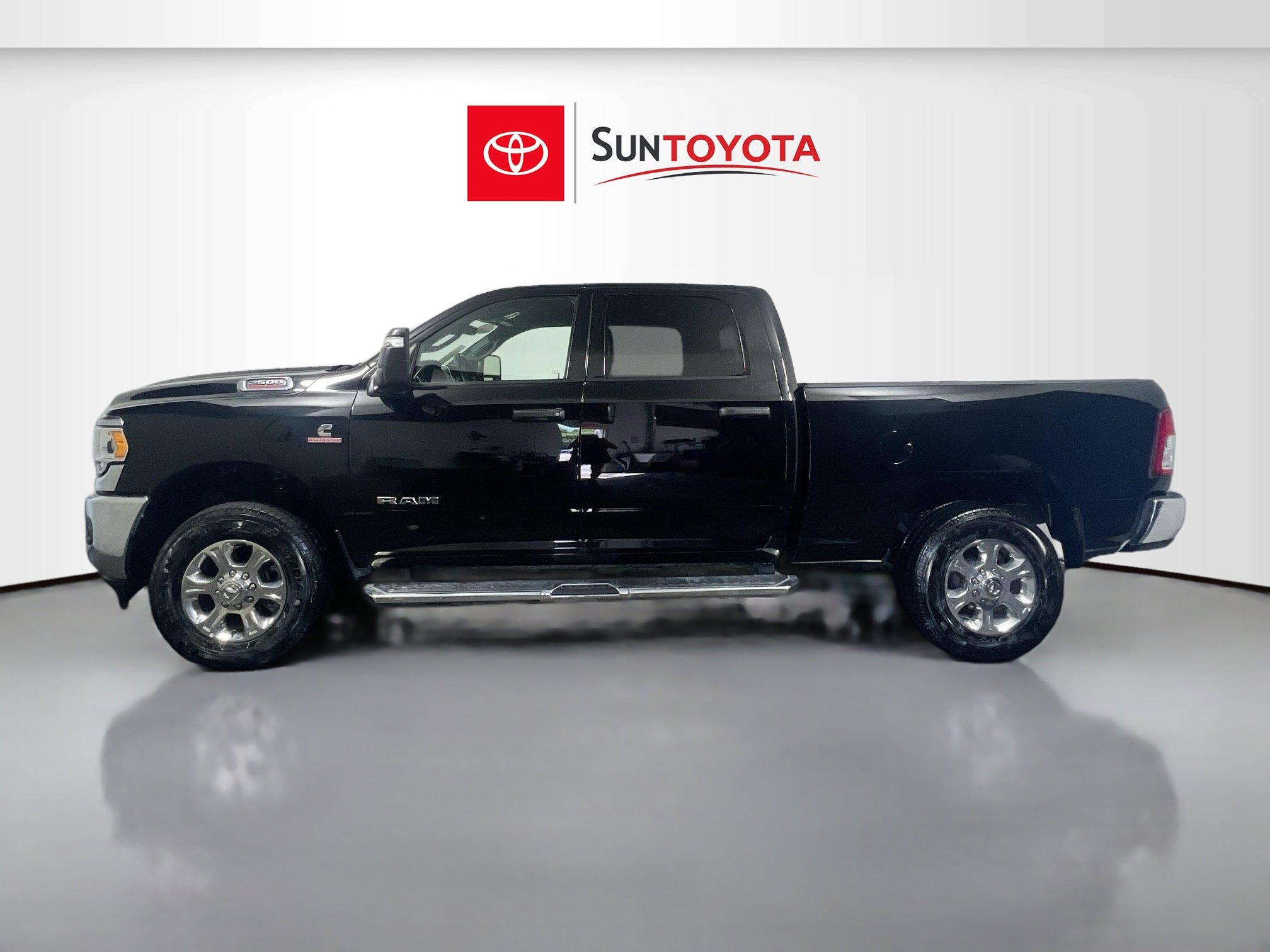 Used 2024 RAM 2500 Big Horn image 6