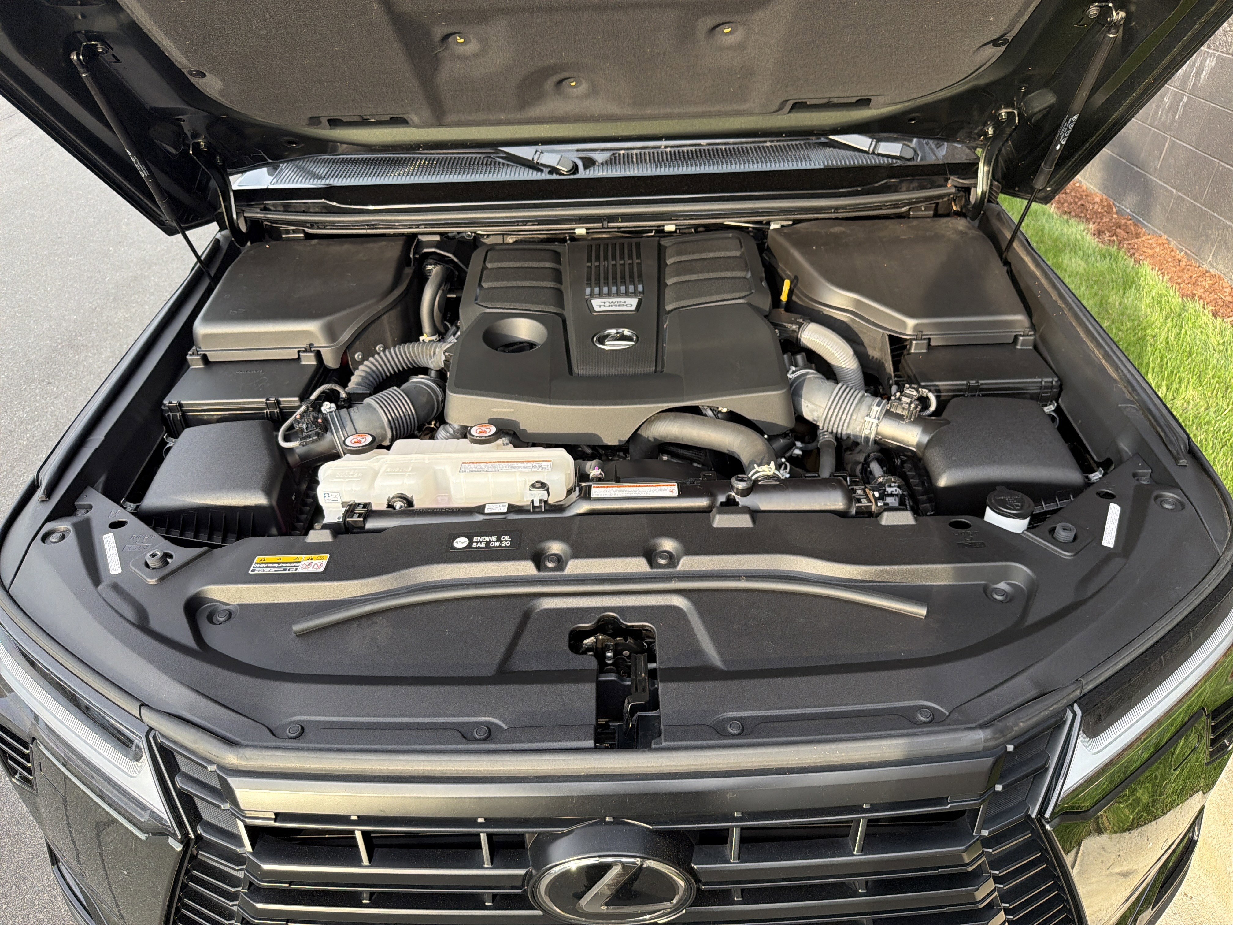 Used 2024 Lexus GX 550 image 36