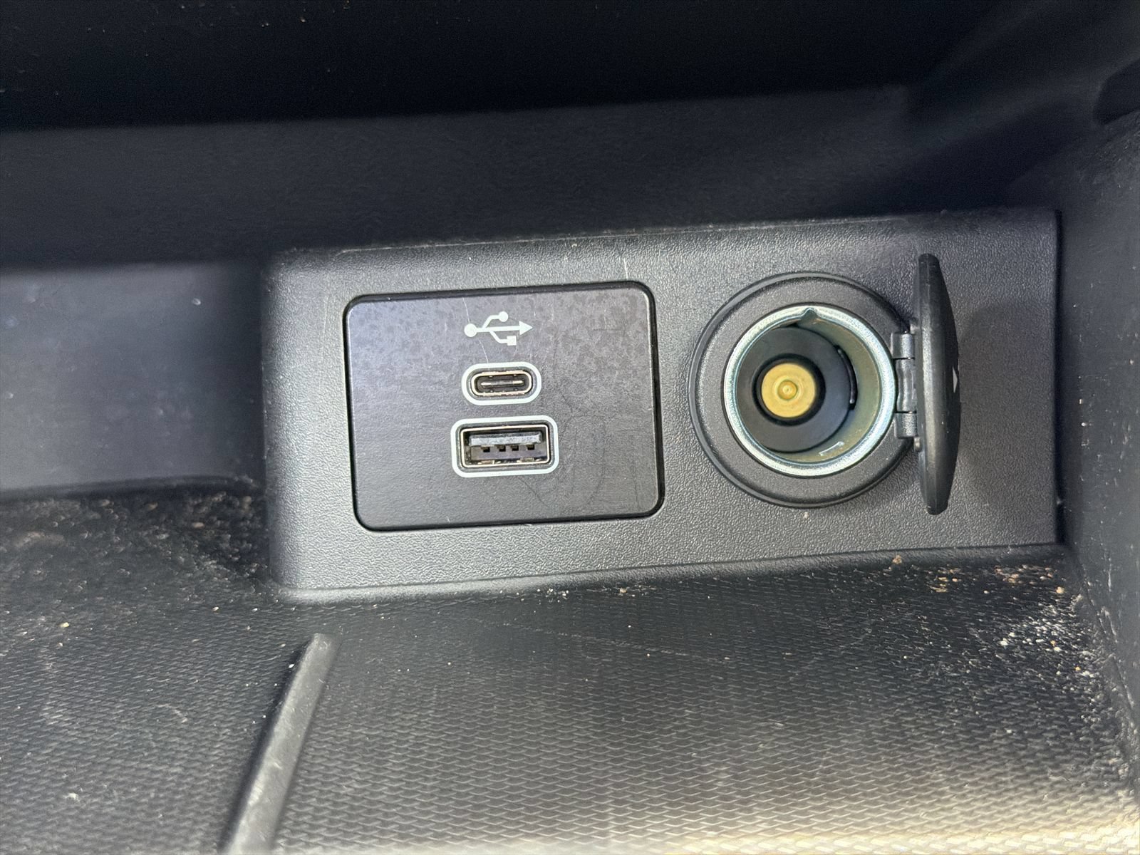Used 2024 Ford Escape Active AWD/4WD image 31