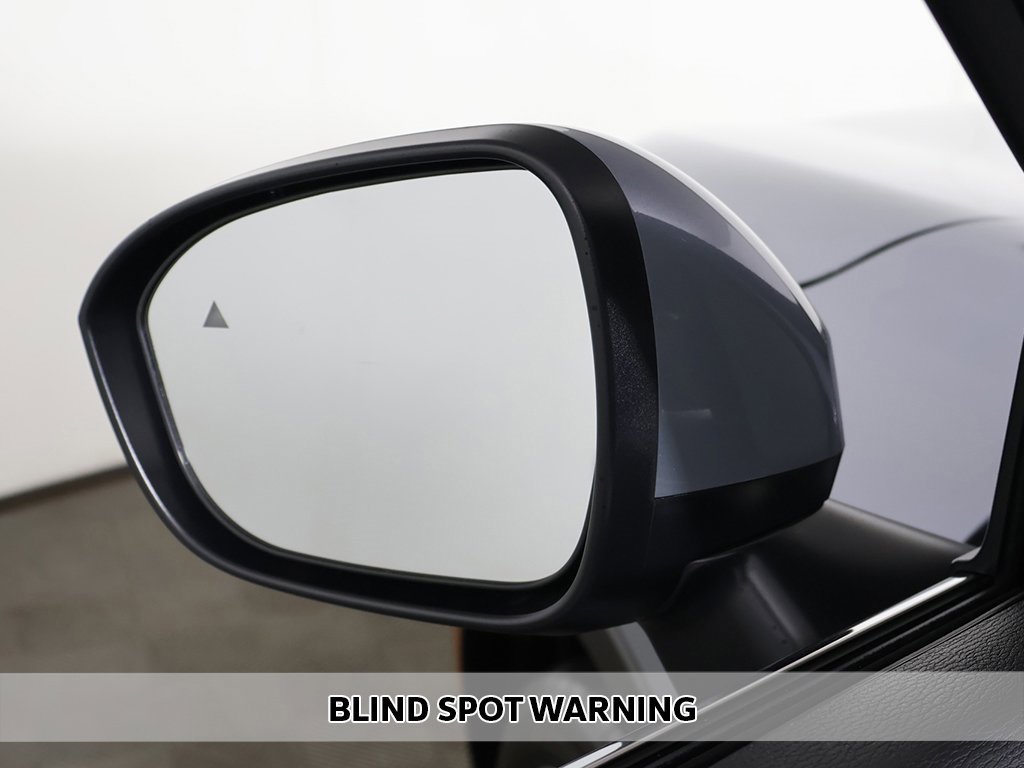 New 2025 Mitsubishi Outlander SEL image 8