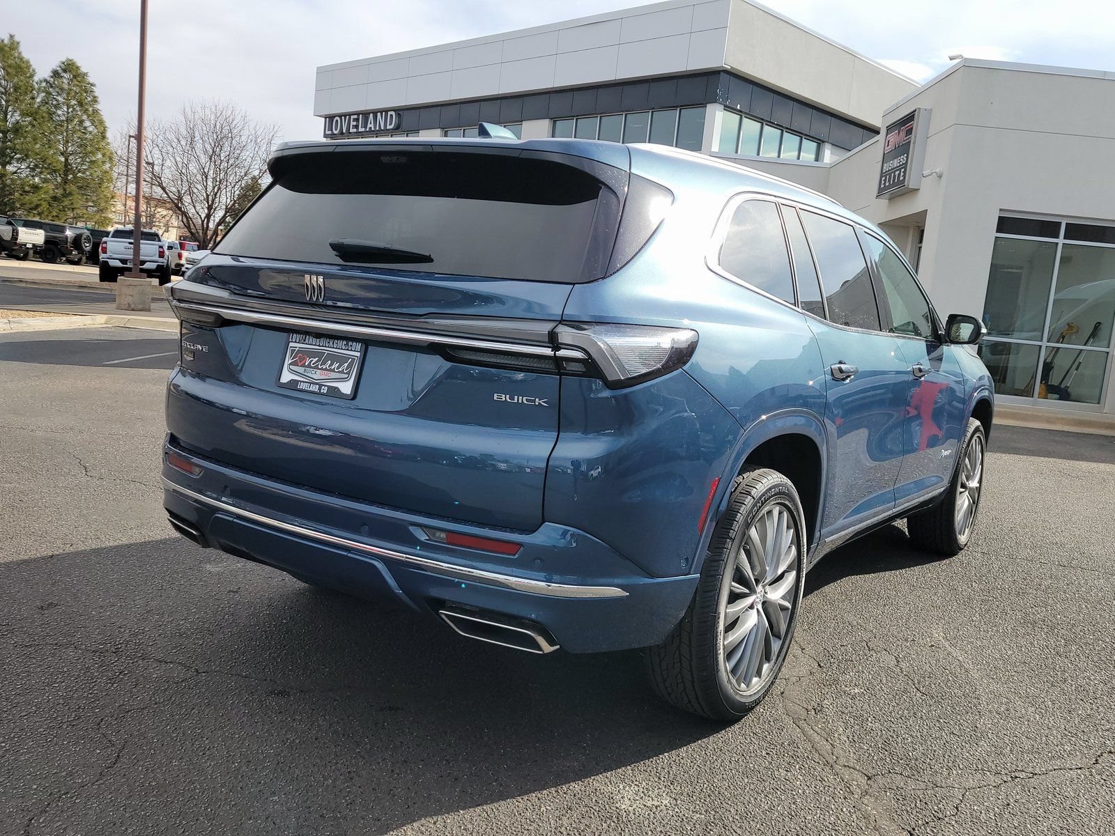 New 2026 Buick Enclave Avenir w/ Super Cruise Package FWD image 3