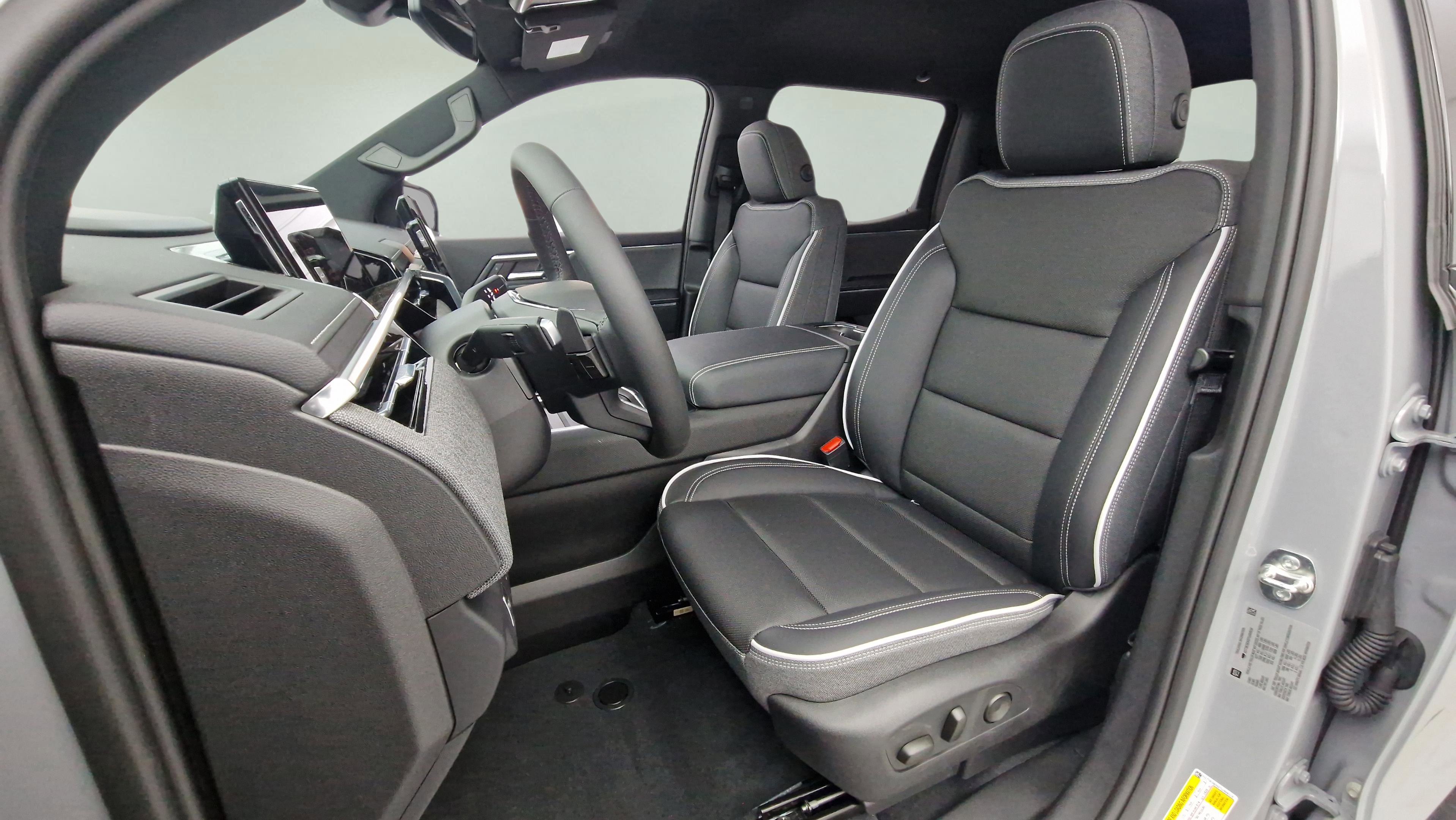 New 2026 GMC Sierra EV Elevation w/ LPO, Elevation Dark Package image 14