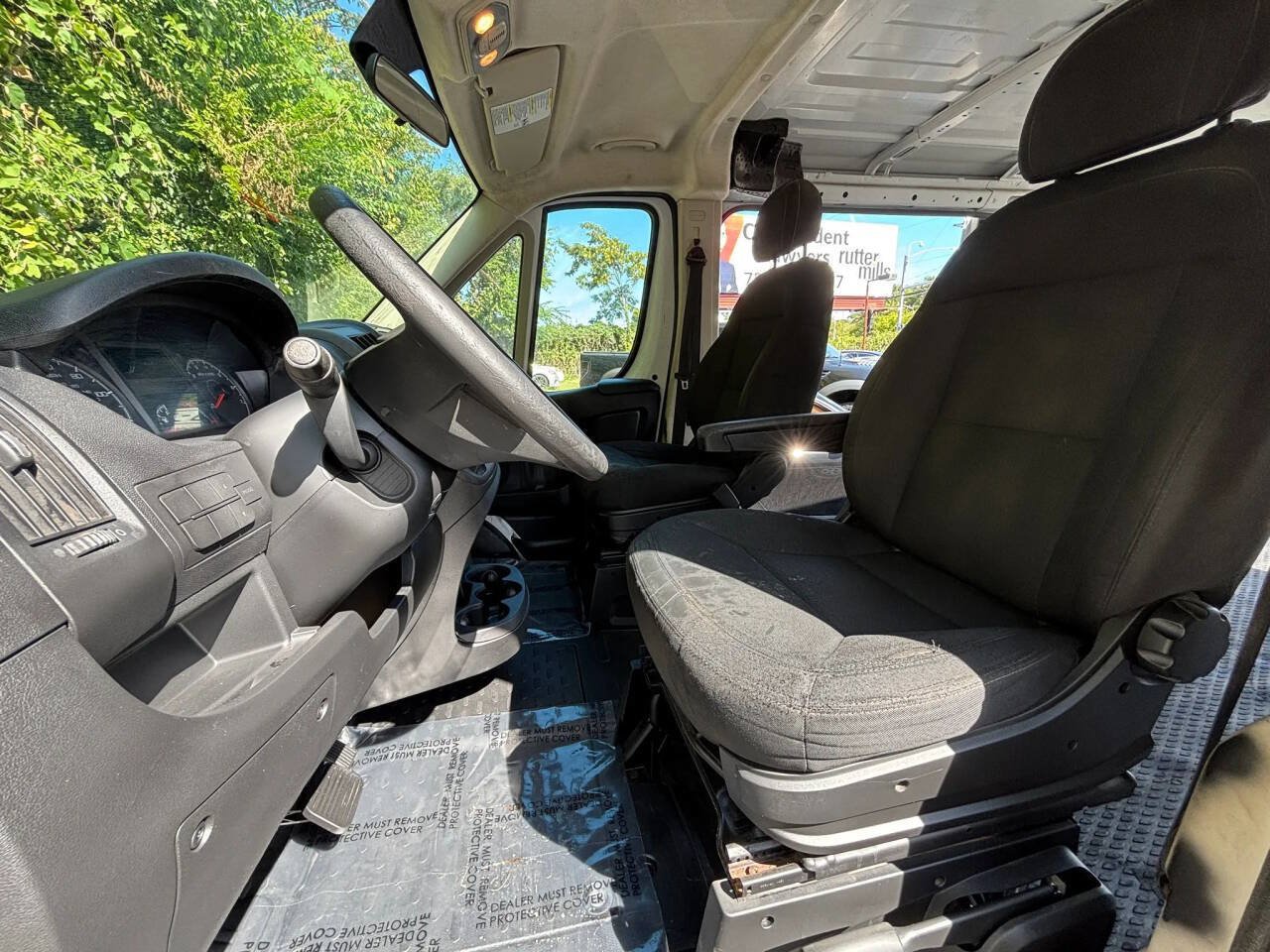 Used 2016 RAM ProMaster 1500 w/ Cargo Convenience Group FWD image 14