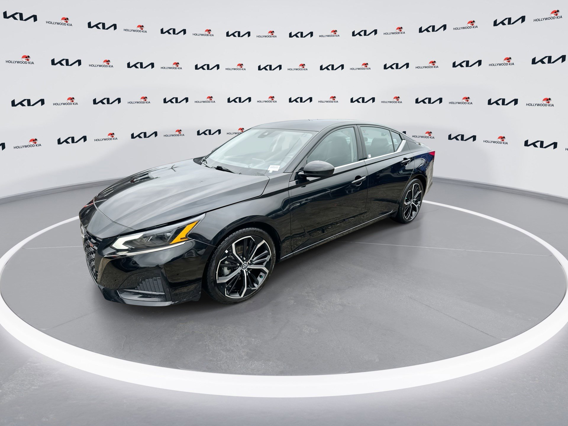 Used 2024 Nissan Altima 2.5 SR image 4