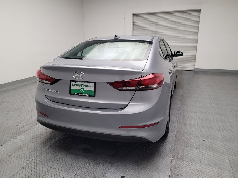 Used 2017 Hyundai Elantra SE image 7