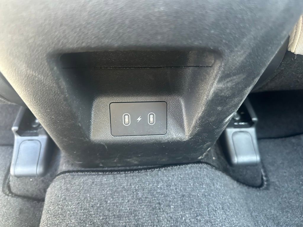 Used 2025 Hyundai Tucson SE image 27