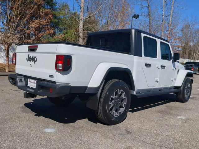 Used 2023 Jeep Gladiator Overland w/ Trailer Tow Package image 4