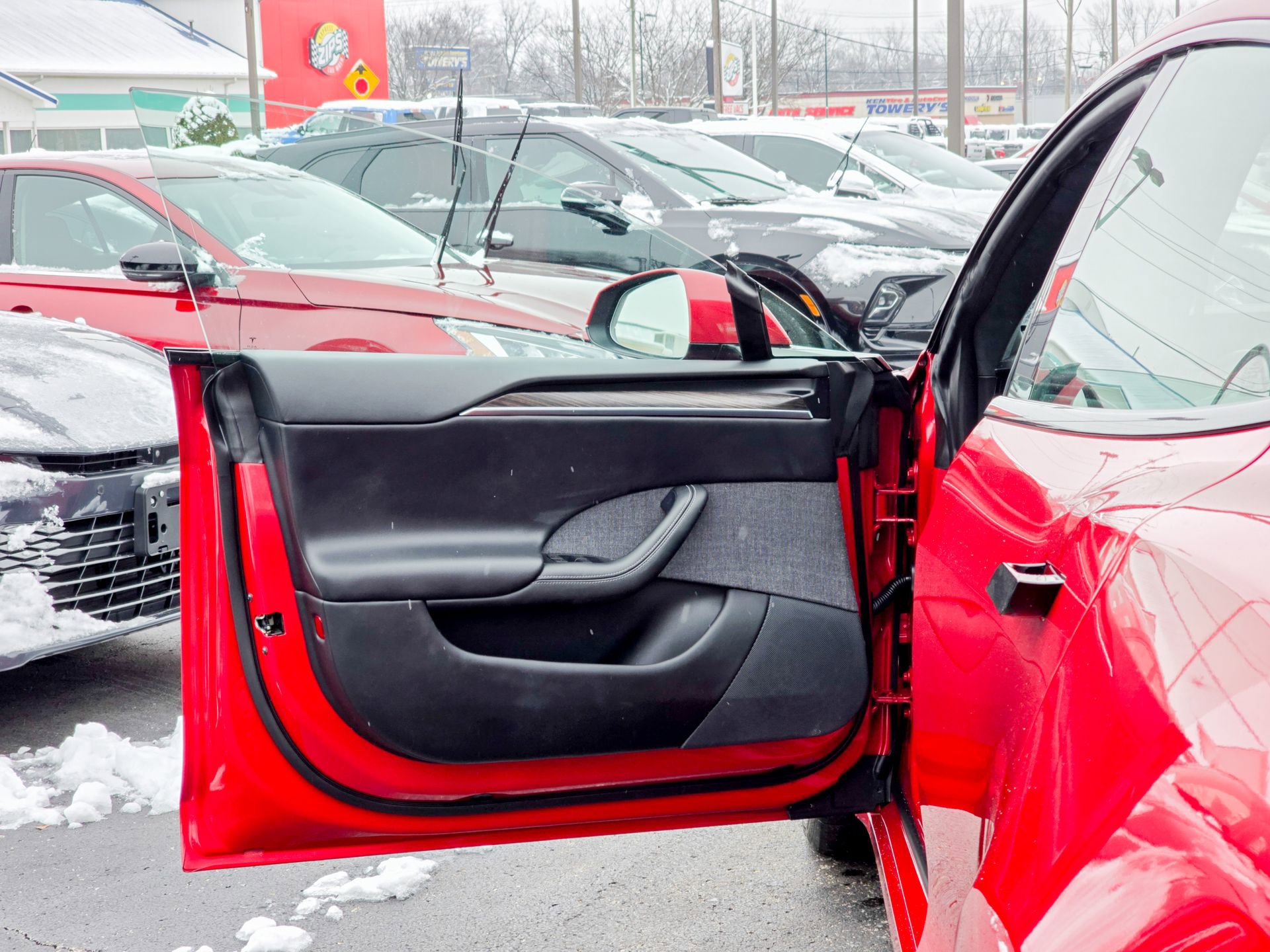 Used 2021 Tesla Model S Plaid image 22